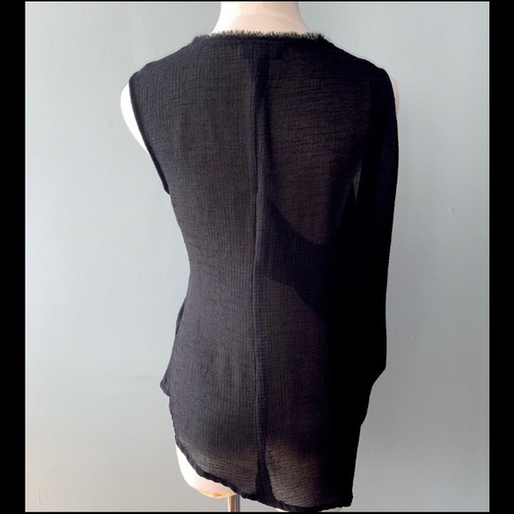 MENDOCINO Asymmetrical Frayed Sleeveless - Picture 2 of 3